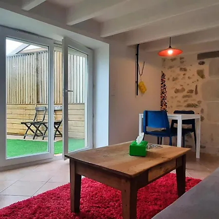 La Petite Maison D'hose *